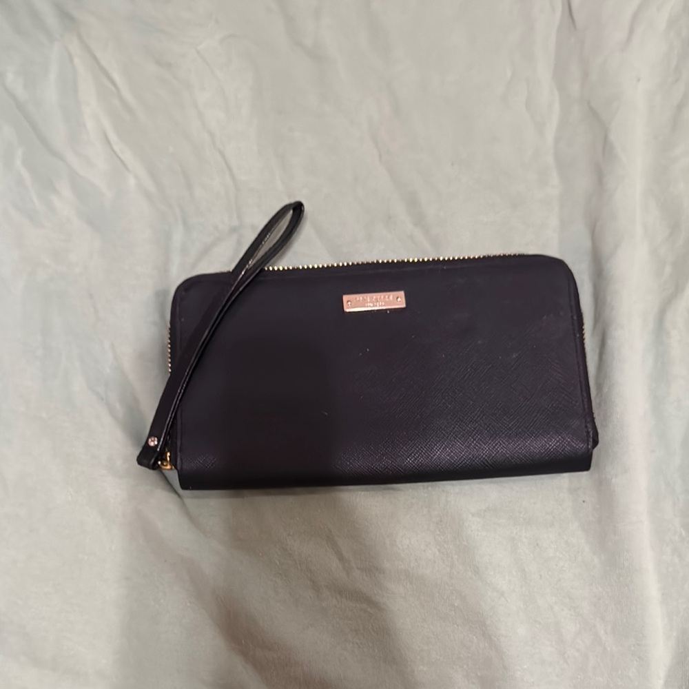 Kate Spade Black Wallet Sleek Minimalist Design